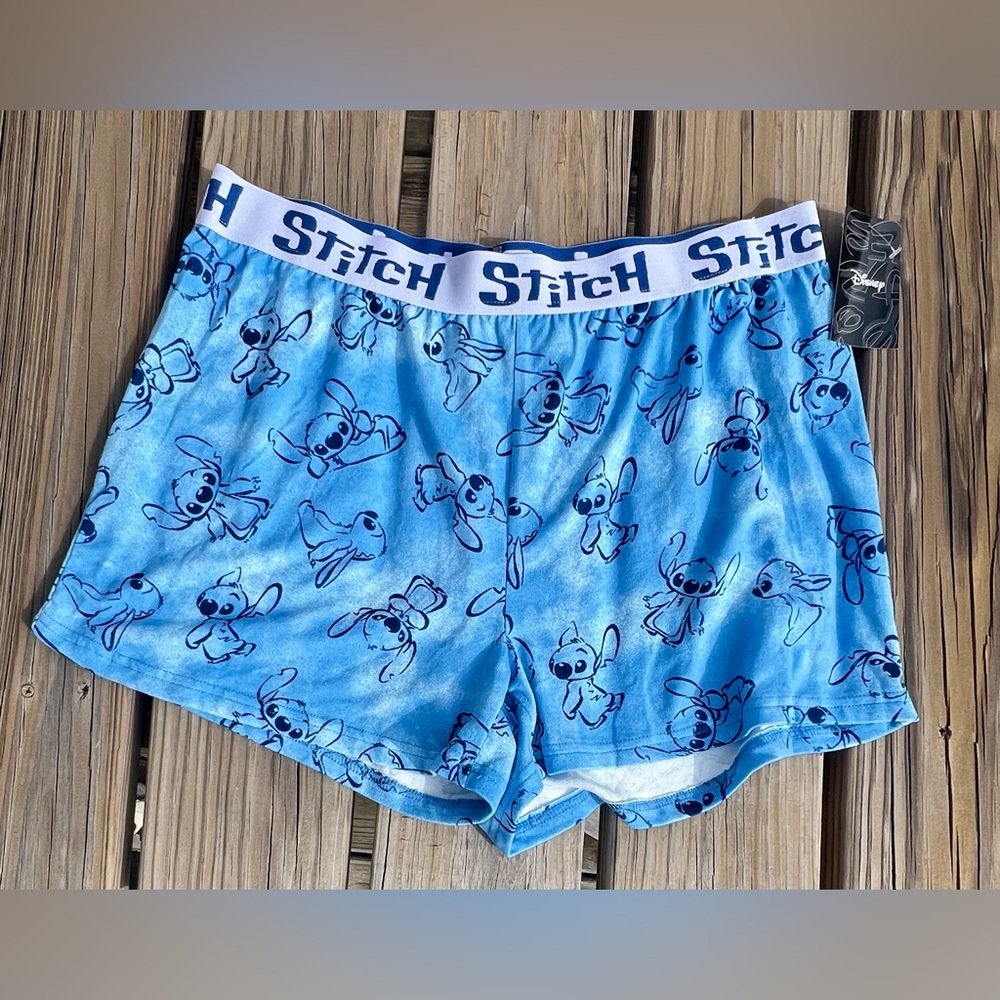 - Stitch L Print Pajama Shorts! NEW! - Picture 3 of 14
